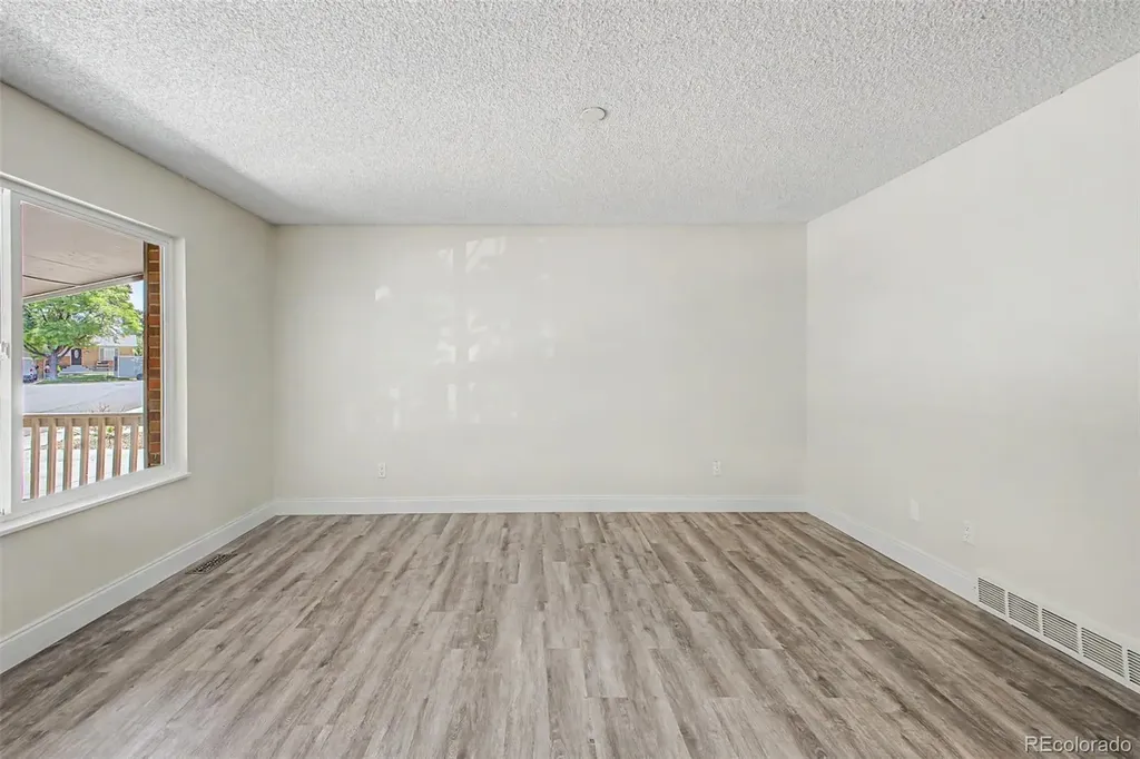 1361 S Andes Street Aurora CO 80017