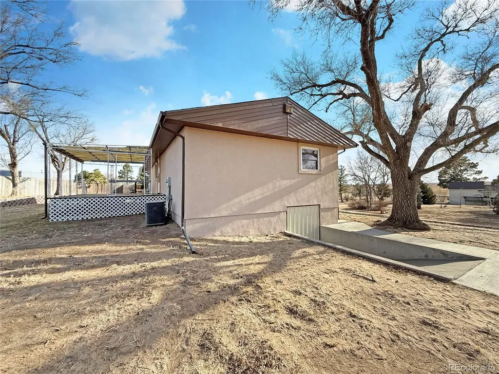 51402 State Road 71 Limon CO 80828