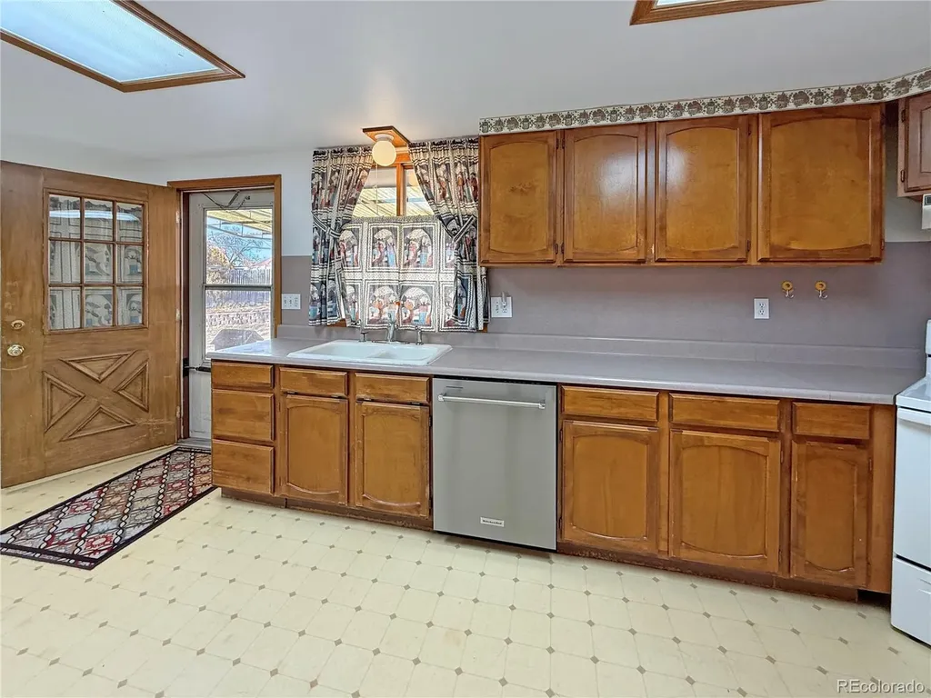 51402 State Road 71 Limon CO 80828