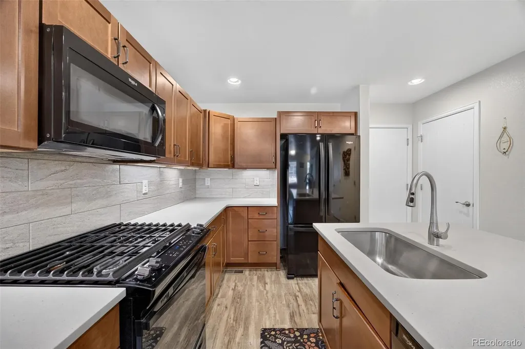 5843 Boston Street Denver CO 80238