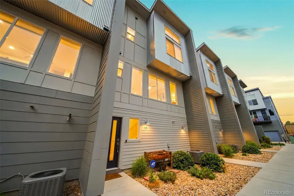 8711 E Hampden Avenue Denver CO 80231
