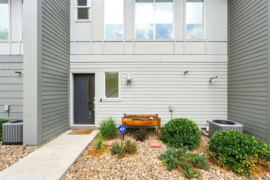 8711 E Hampden Avenue Denver CO 80231
