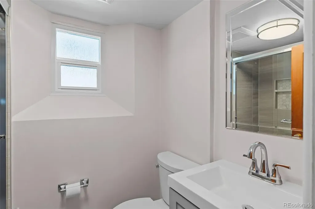 1129 N Jasmine Street Denver CO 80220