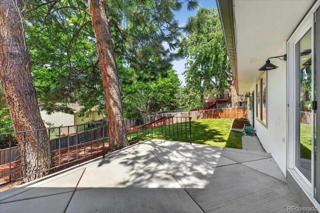 2295 S Beeler Way Denver CO 80231