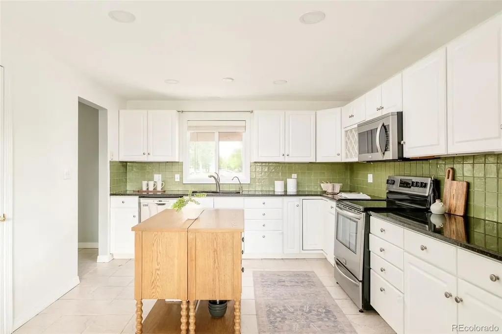 1989 S Kearney Way Denver CO 80224