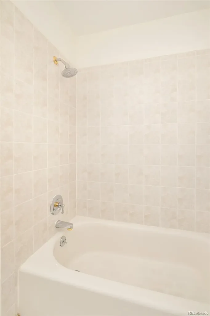 1989 S Kearney Way Denver CO 80224
