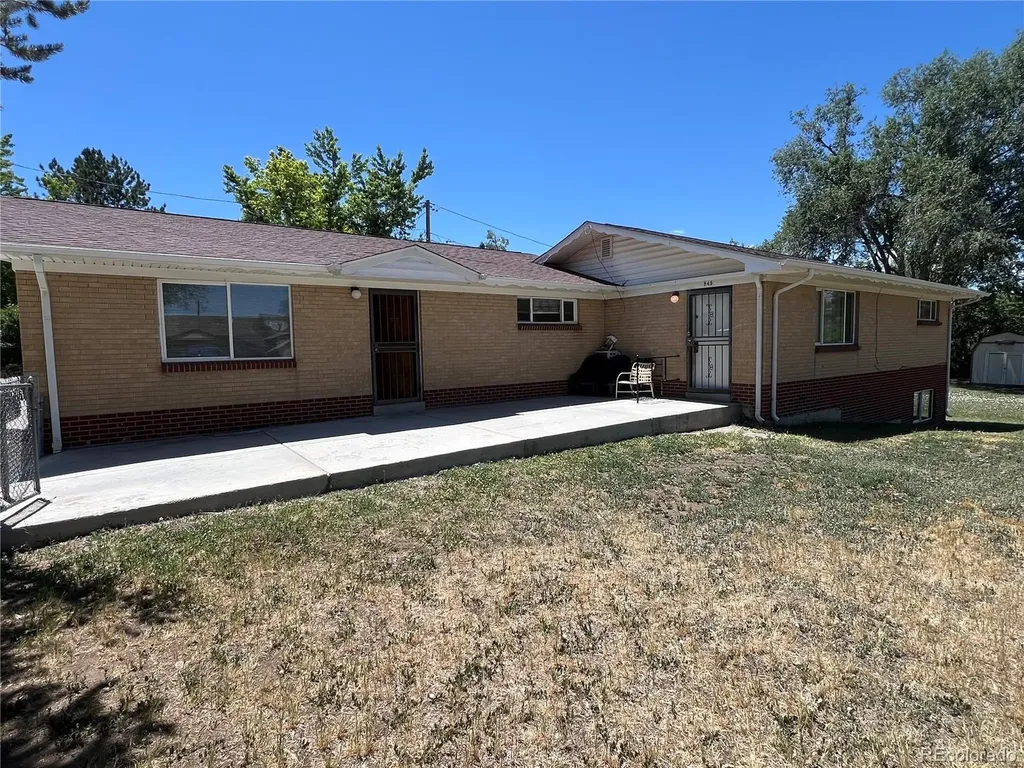 947 S Benton Lakewood CO 80226