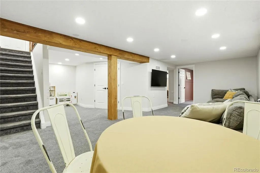 9069 Ithaca Way Westminster CO 80031