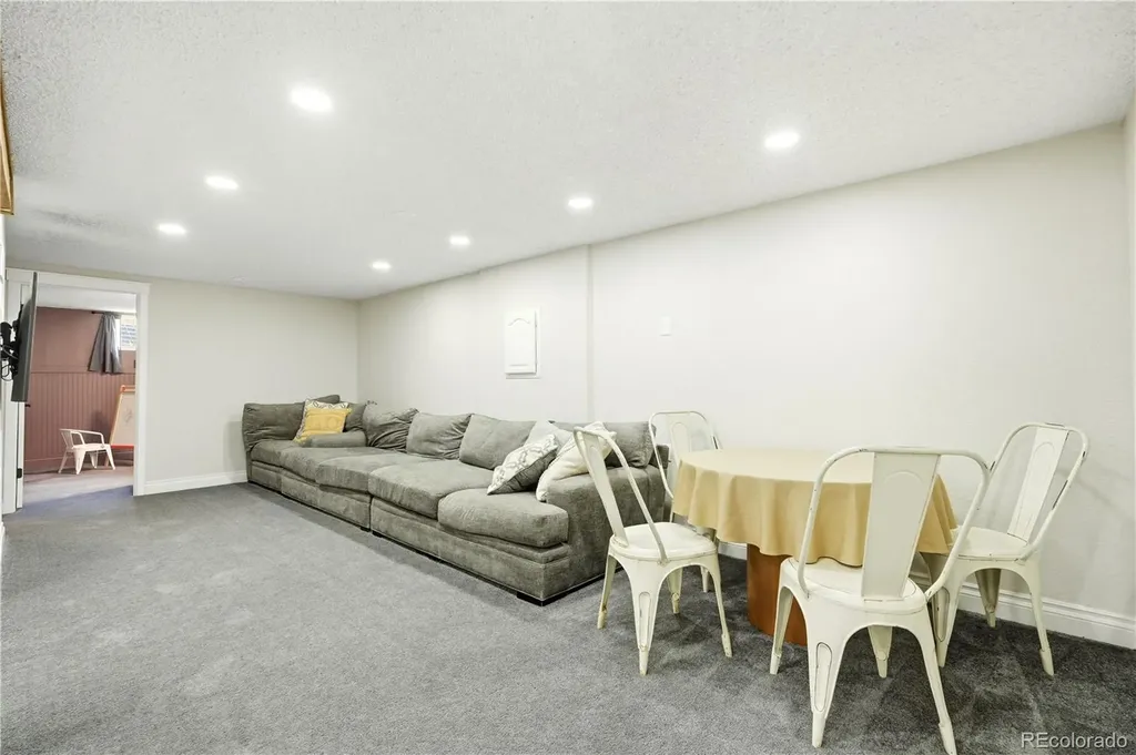 9069 Ithaca Way Westminster CO 80031
