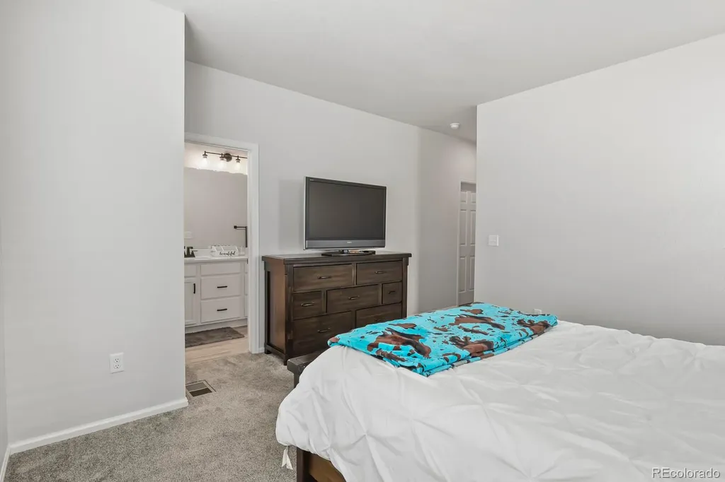 6107 Louisville Court Frederick CO 80504