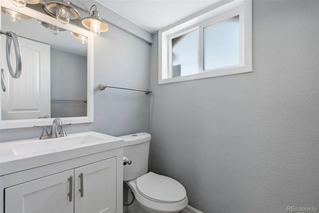 6420 W 74th Avenue Arvada CO 80003