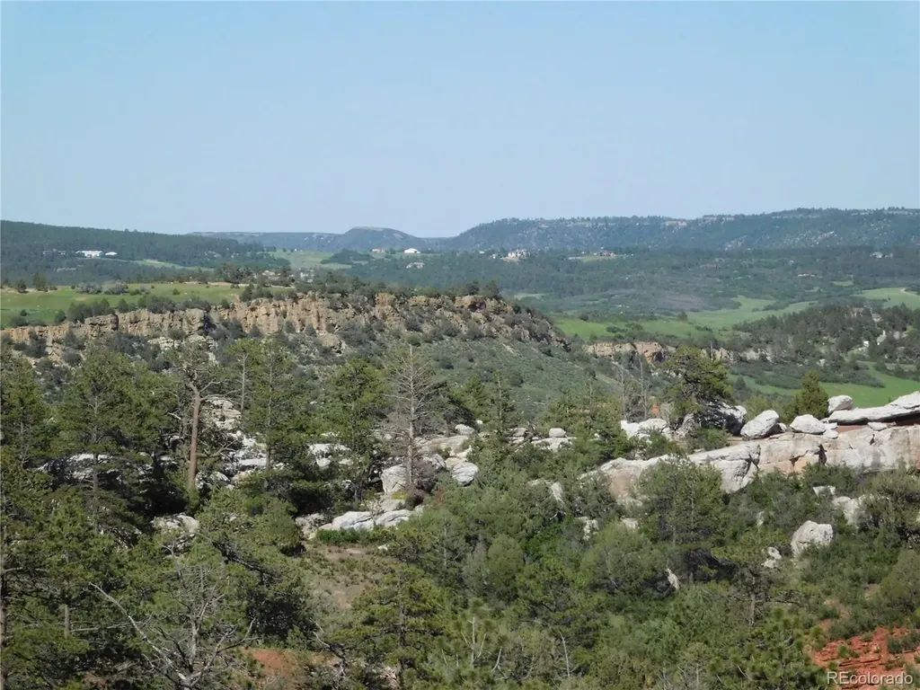7514 Seminole Drive Larkspur CO 80118