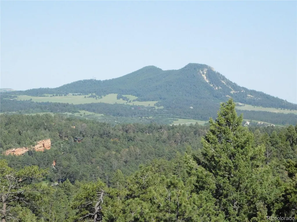 7514 Seminole Drive Larkspur CO 80118