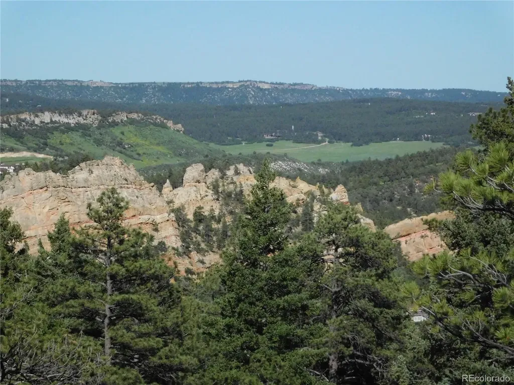 7514 Seminole Drive Larkspur CO 80118