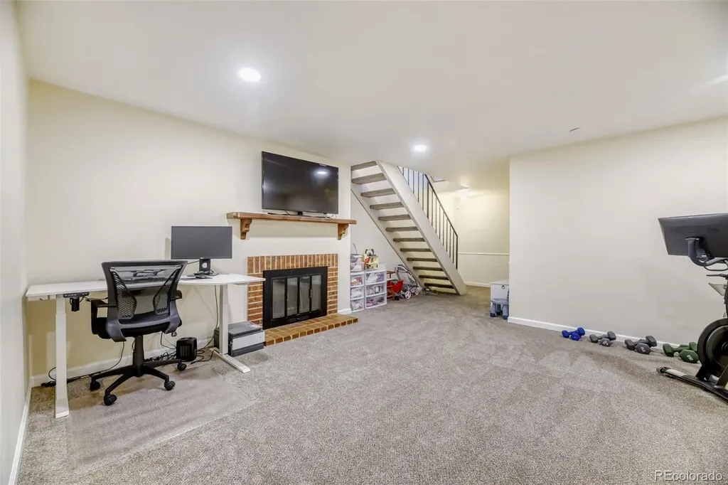 4521 W Ponds Circle Littleton CO 80123