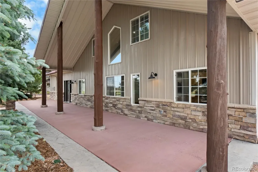 2074 Summit Street Franktown CO 80116