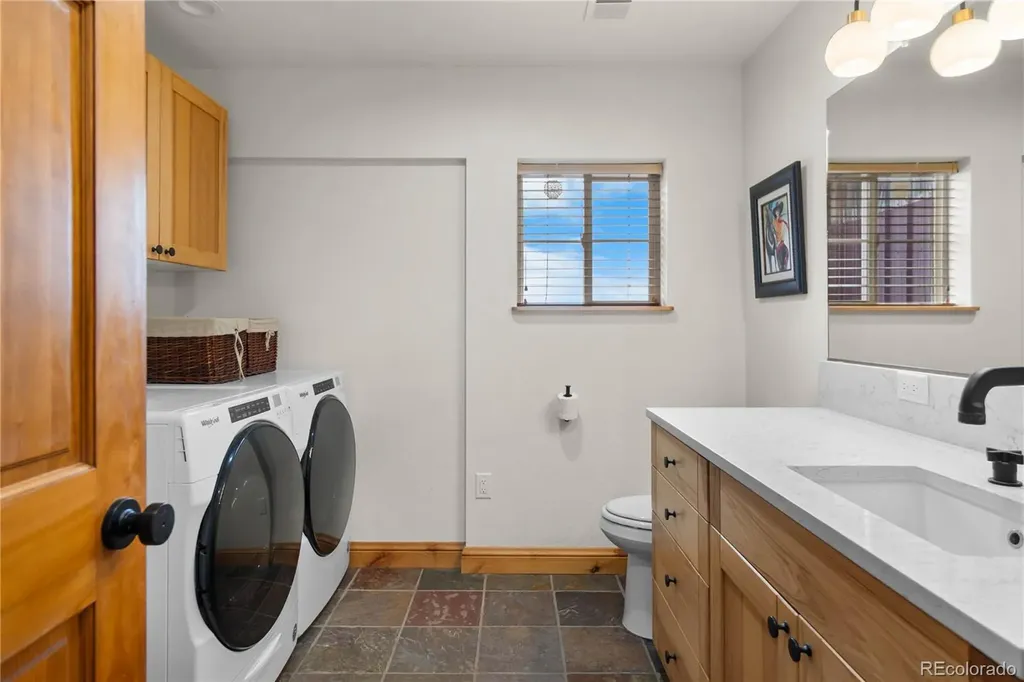 2074 Summit Street Franktown CO 80116