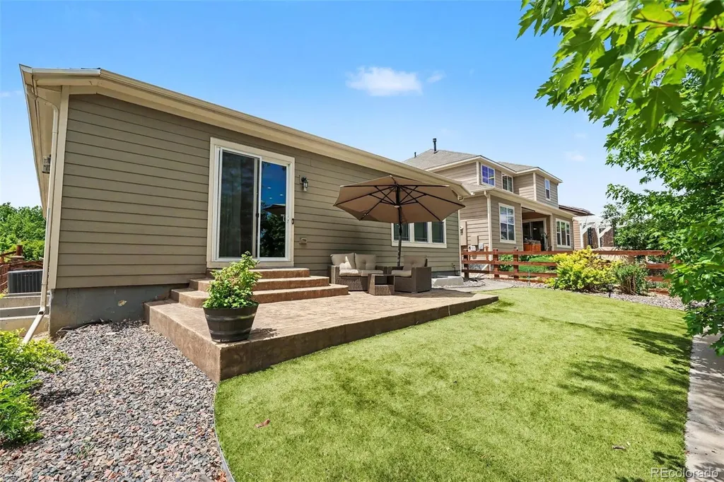 7226 Zinnia Street Arvada CO 80005