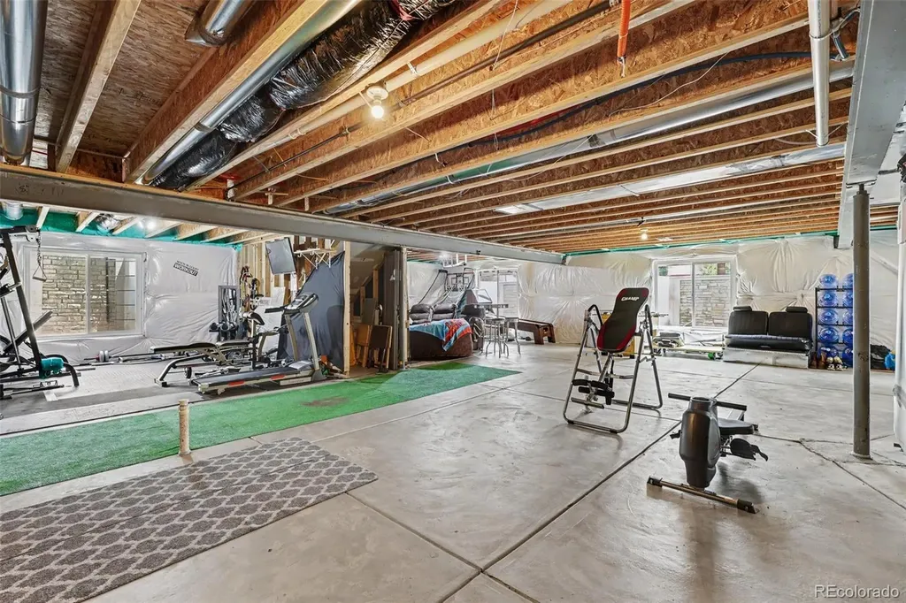 7226 Zinnia Street Arvada CO 80005