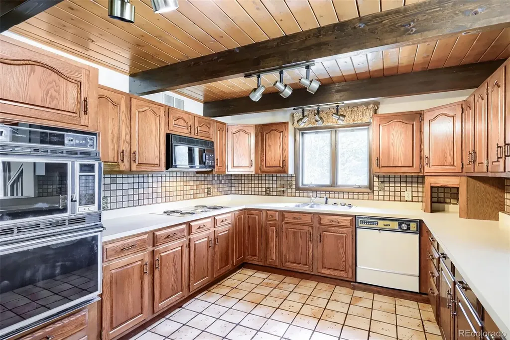 29821 Kings Valley E Conifer CO 80433