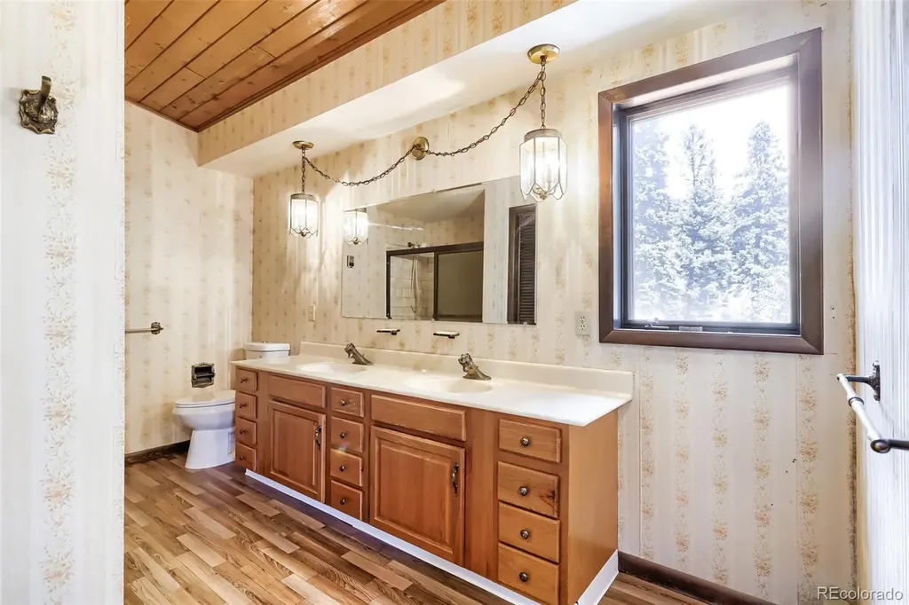 29821 Kings Valley E Conifer CO 80433