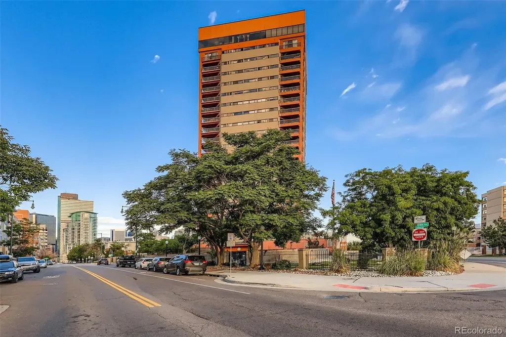 100 Park Ave Avenue W Denver CO 80205