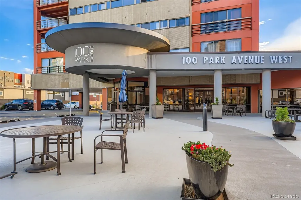100 Park Ave Avenue W Denver CO 80205