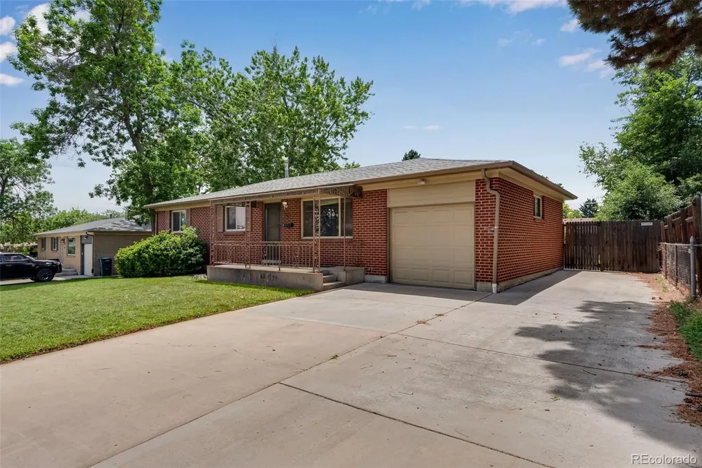 3196 W Tufts Avenue Englewood CO 80110