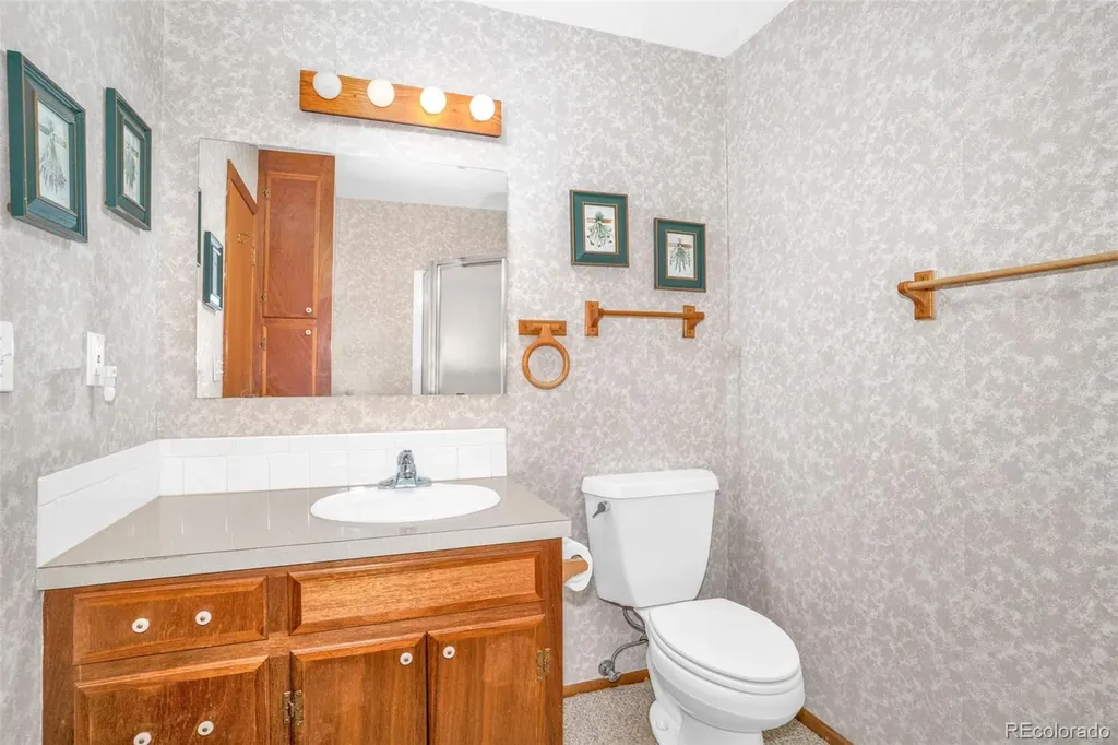 21692 S Saint Vrain Drive Lyons CO 80540