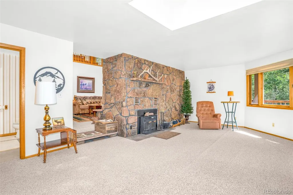 21692 S Saint Vrain Drive Lyons CO 80540