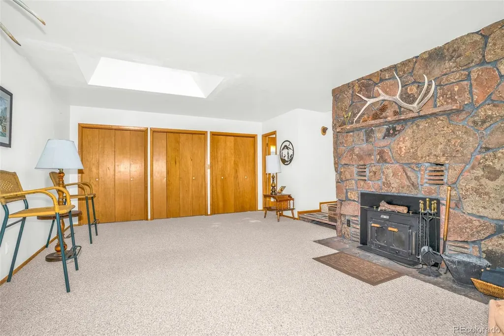 21692 S Saint Vrain Drive Lyons CO 80540
