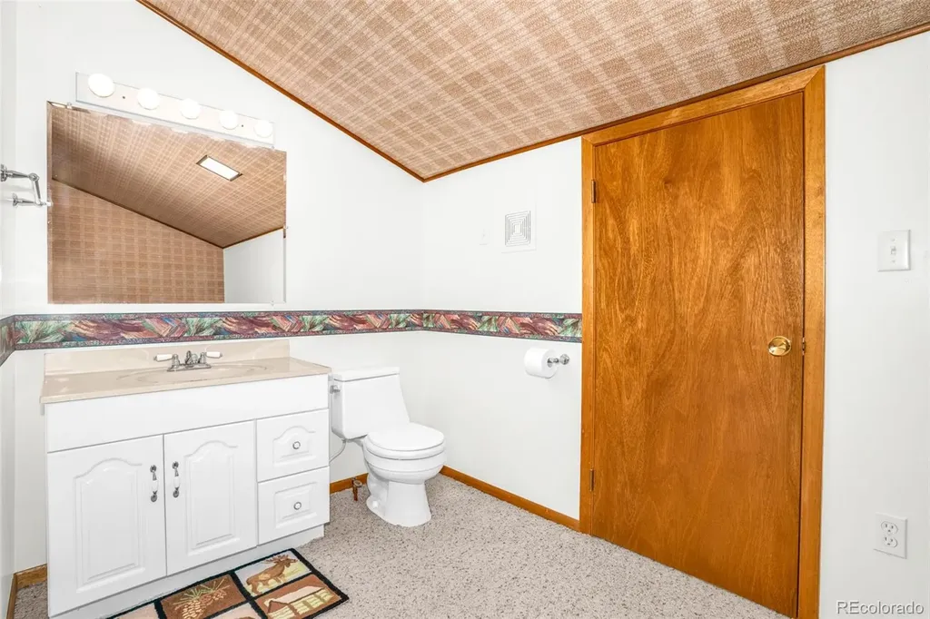 21692 S Saint Vrain Drive Lyons CO 80540
