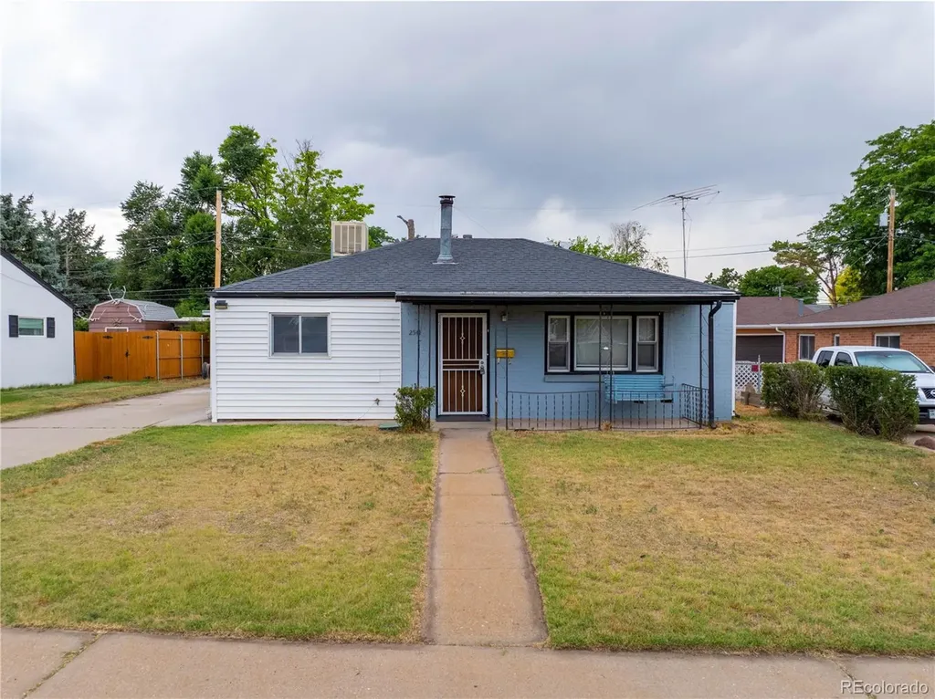 2541 Camellia Street Pueblo CO 81005
