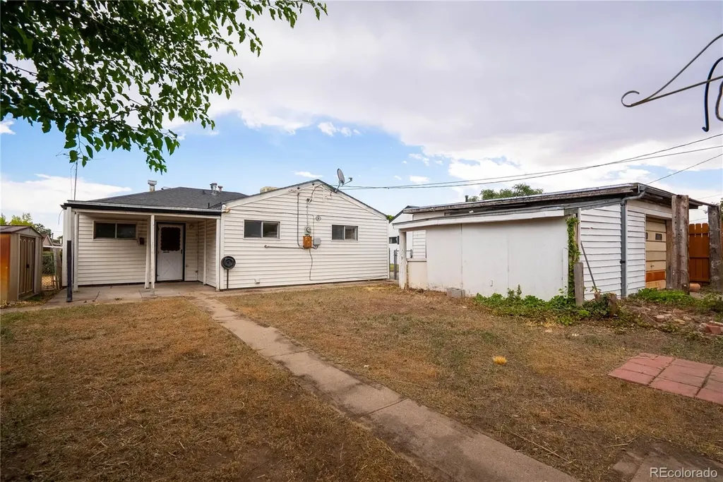 2541 Camellia Street Pueblo CO 81005