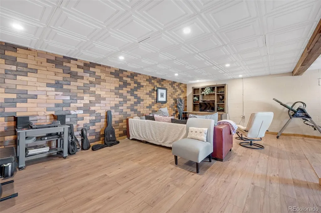 2540 S Kipling Street Lakewood CO 80227