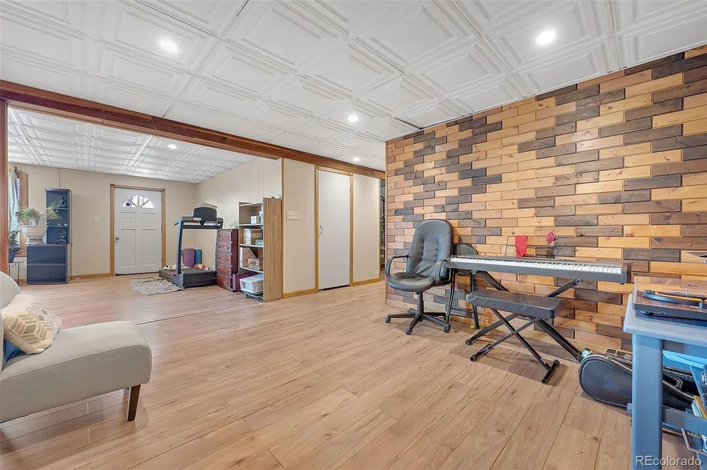 2540 S Kipling Street Lakewood CO 80227