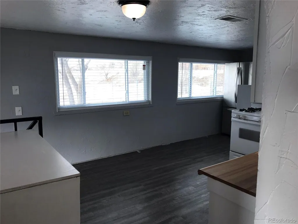 2540 S Kipling Street Lakewood CO 80227