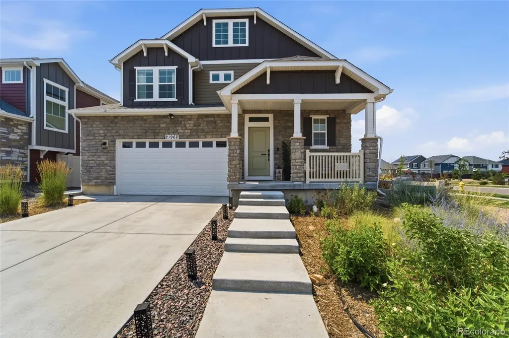 21962 E 44th Drive Aurora CO 80019