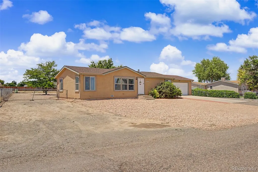 667 S Burro Drive Pueblo CO 81007