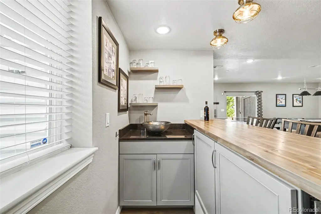 8736 Bross Street Arvada CO 80007