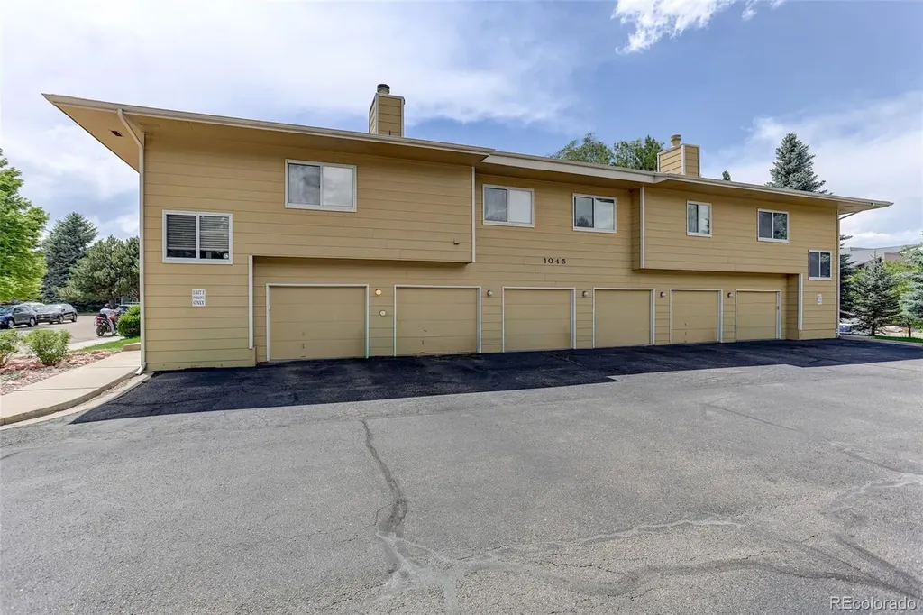 1045 Delta Drive Lafayette CO 80026