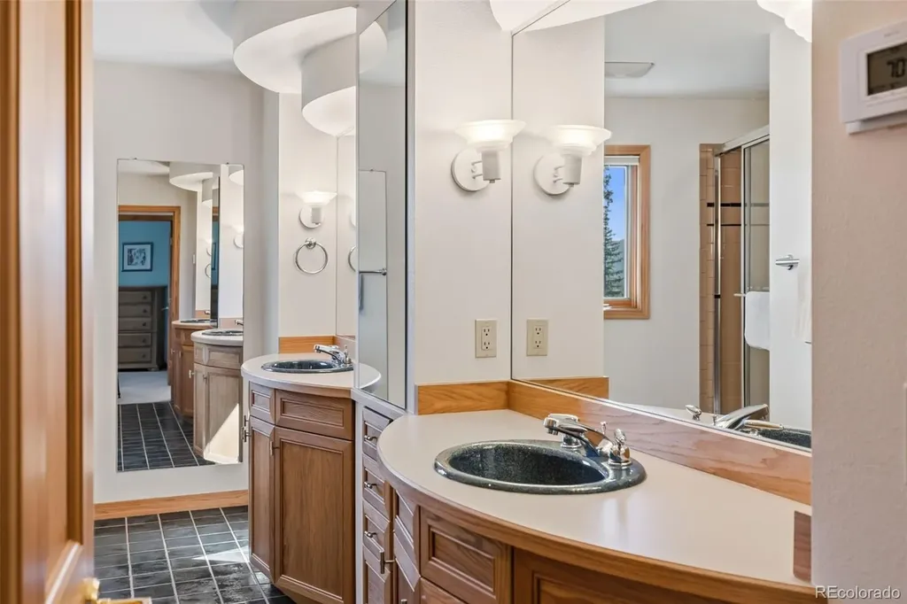 1165 Emerald Road Silverthorne CO 80498