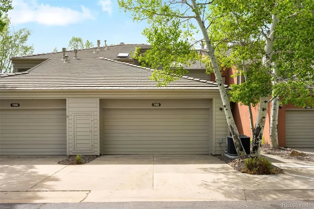 702 Ridgeside Drive Golden CO 80401