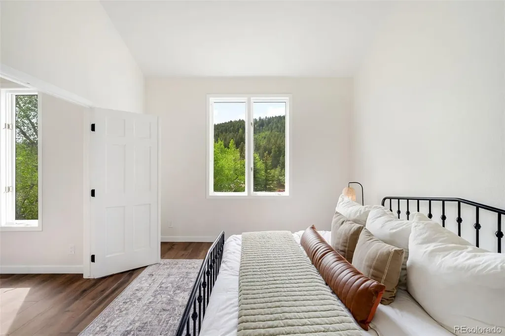 702 Ridgeside Drive Golden CO 80401