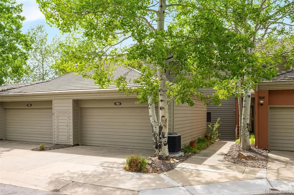 702 Ridgeside Drive Golden CO 80401