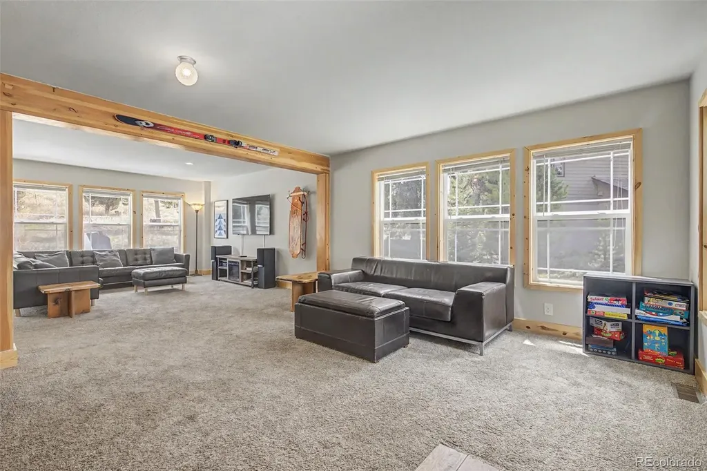 635 Wapiti Drive Fraser CO 80442