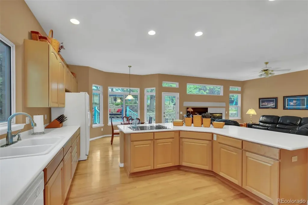 15805 W 63rd Avenue W Arvada CO 80403