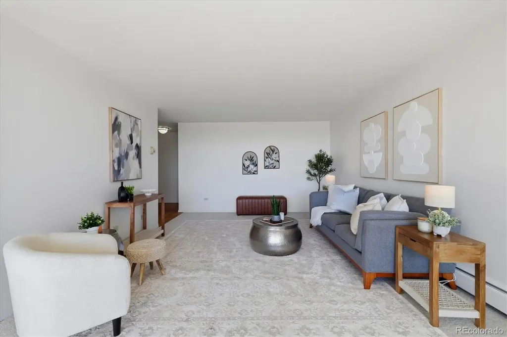 955 Eudora Street Denver CO 80220