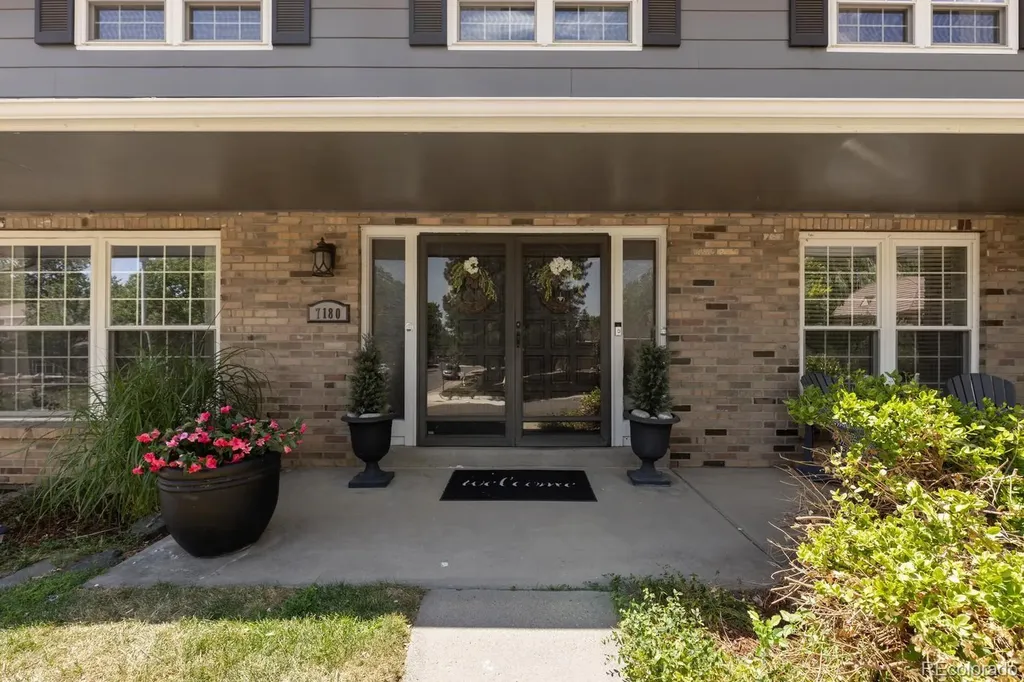 7180 W Fairview Drive Littleton CO 80128