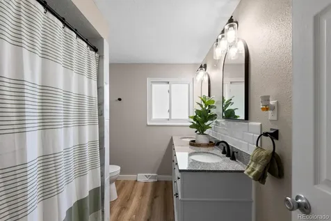 7180 W Fairview Drive Littleton CO 80128